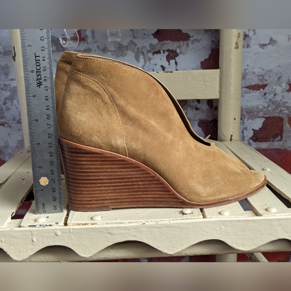 1. State booties - Picture 13 of 14